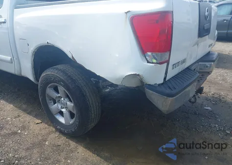 2004 Nissan Titan Se из США, поврежденный, VIN 1N6AA07B74N581334